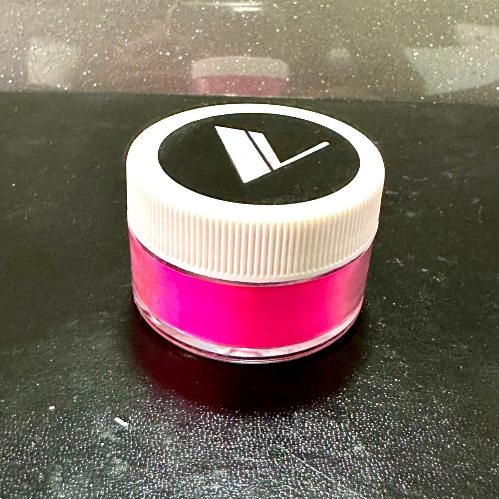 Hot Pink Acrylic Powder by Valentino Beauty